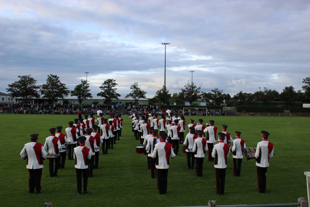 NOUVELLES TENUES MUSICIENS/MUSICIENNES